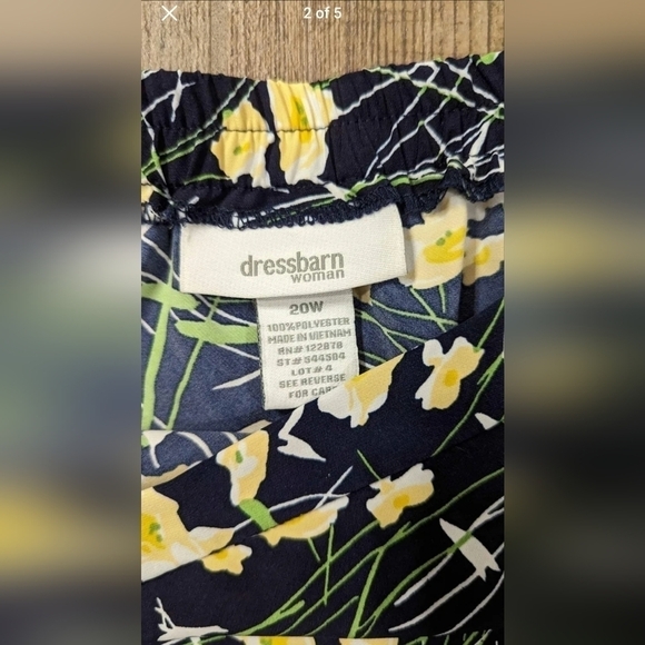 Floral Skirt Size 20W - Picture 4 of 9